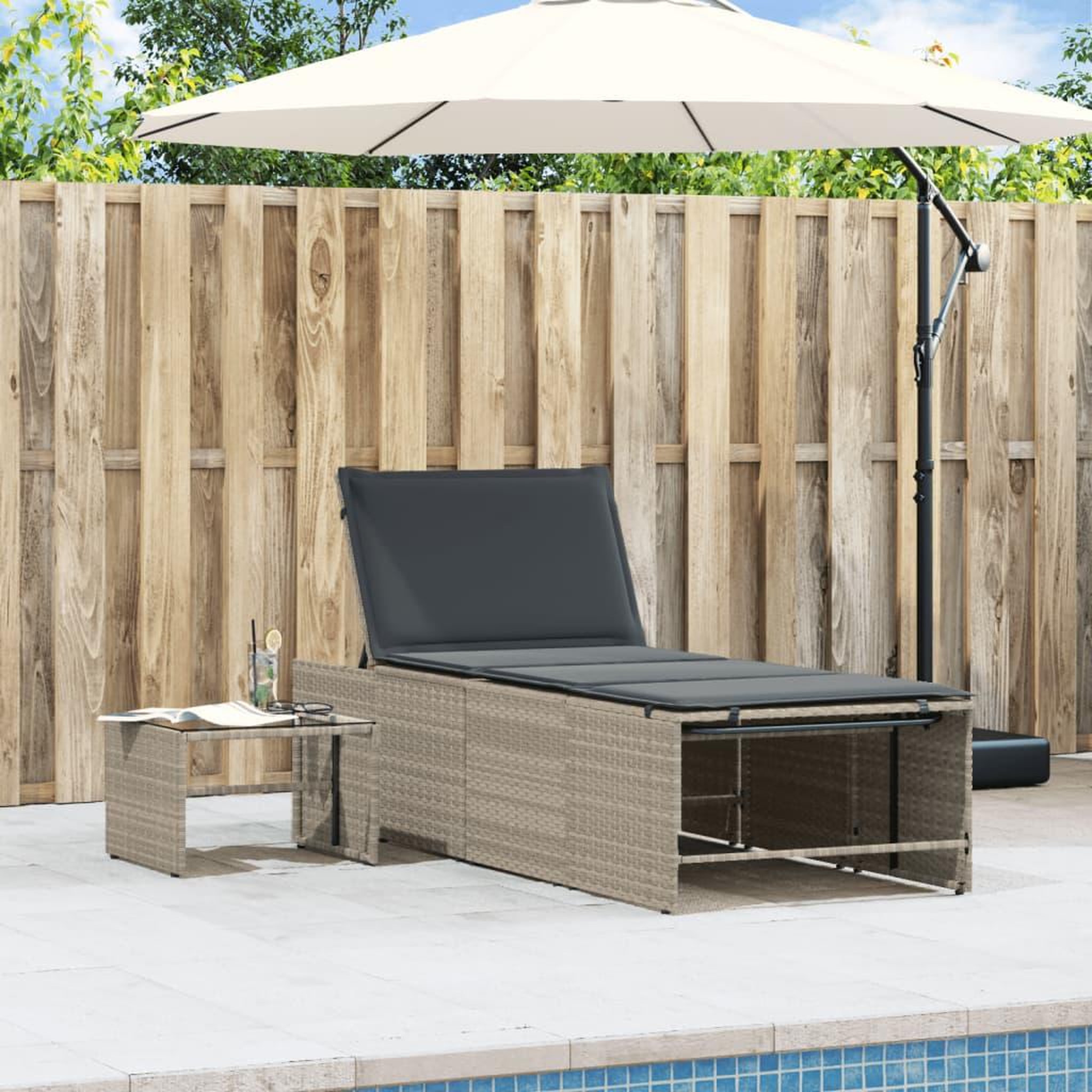 Voir la diapositive 3 : VIDAXL Chaises longues lot de 2 avec table gris clair resine tressee