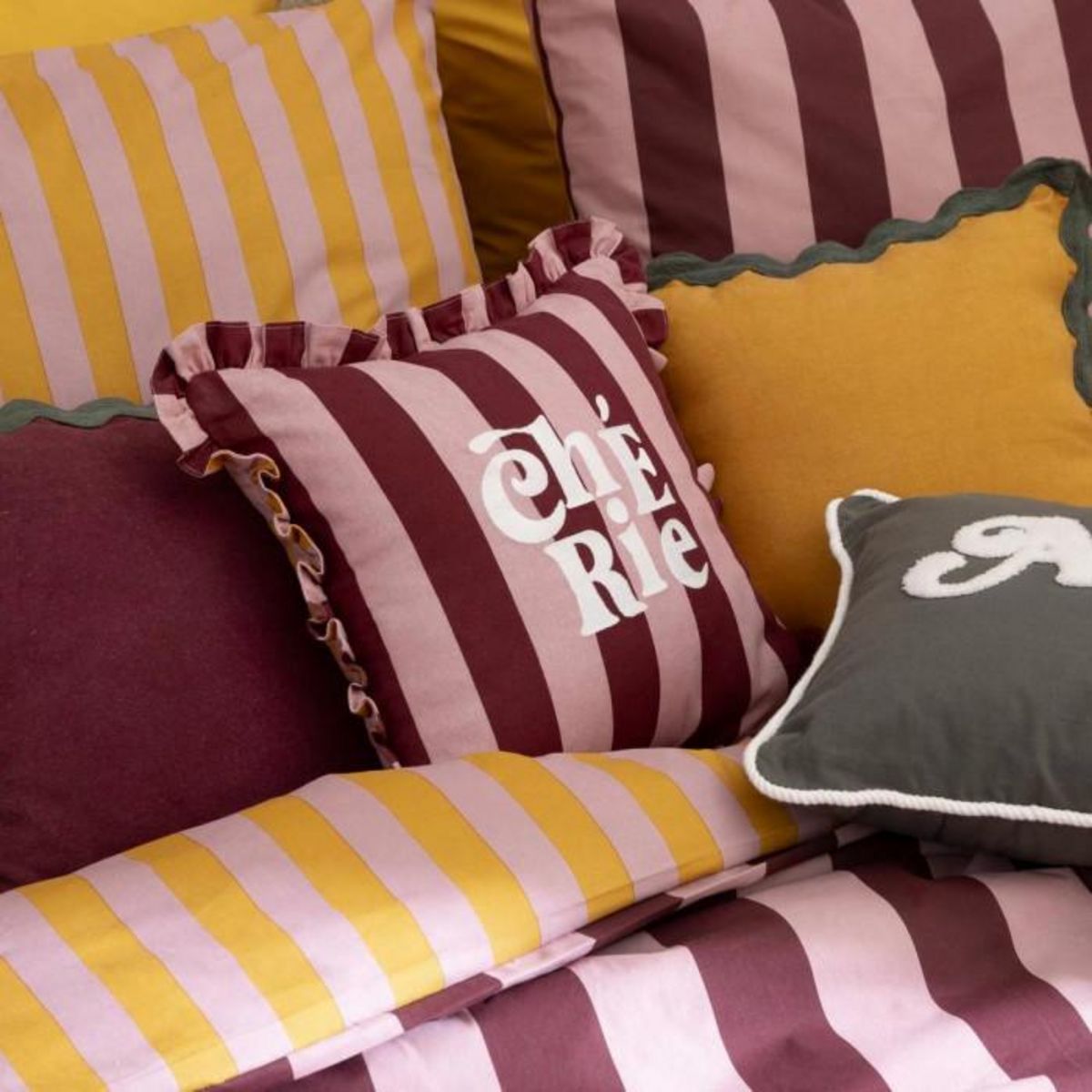 ATMOSPHERA Coussin Déco à Volants  Chéri  46x46cm Rouge