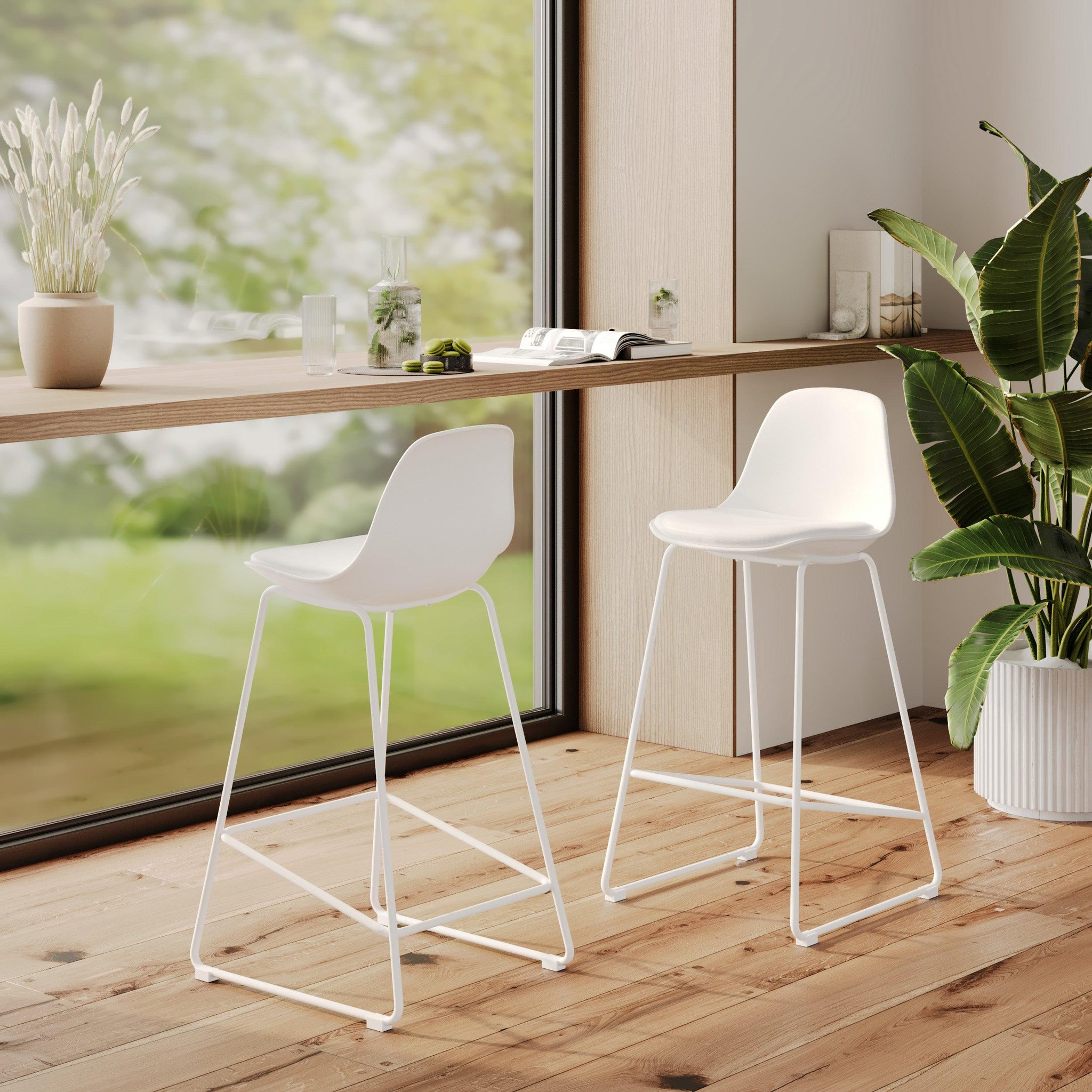 Voir la diapositive 2 : MAISON PAVANE Lot de 2 chaises pour îlot central 65 cm blanches-leni
