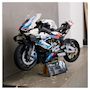 Voir la diapositive 7 : LEGO Technic 42130 - BMW M 1000 RR, Modèle Réduit Moto Pour Adulte