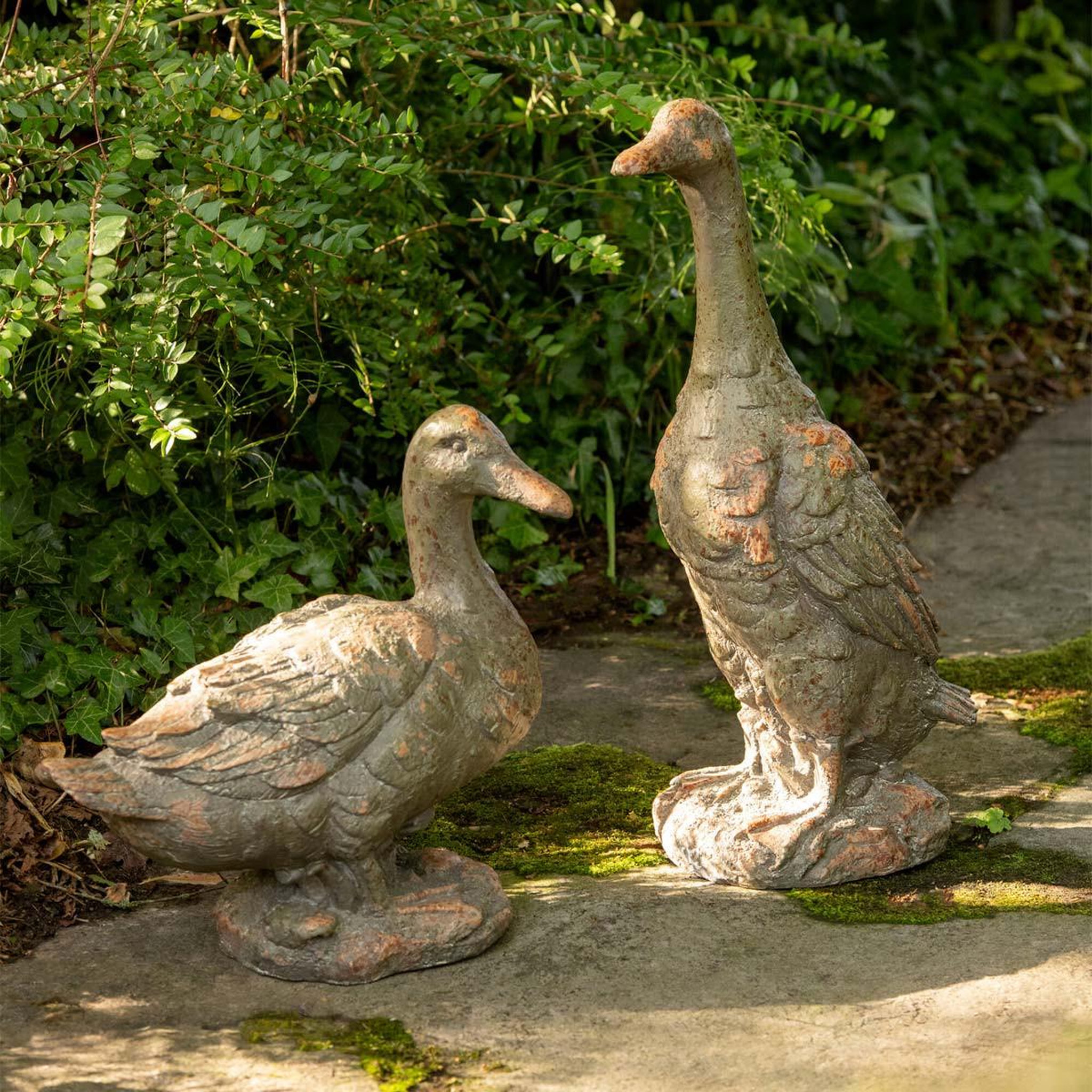 Voir la diapositive 4 : J-LINE Statue canard d'extérieur  antik  55cm vert foncé