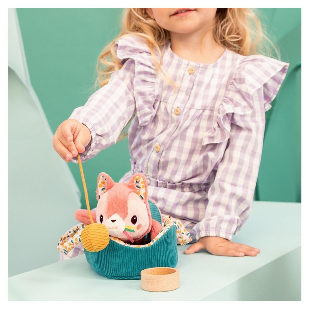 LILLIPUTIENS Jeanne le chat et son panier