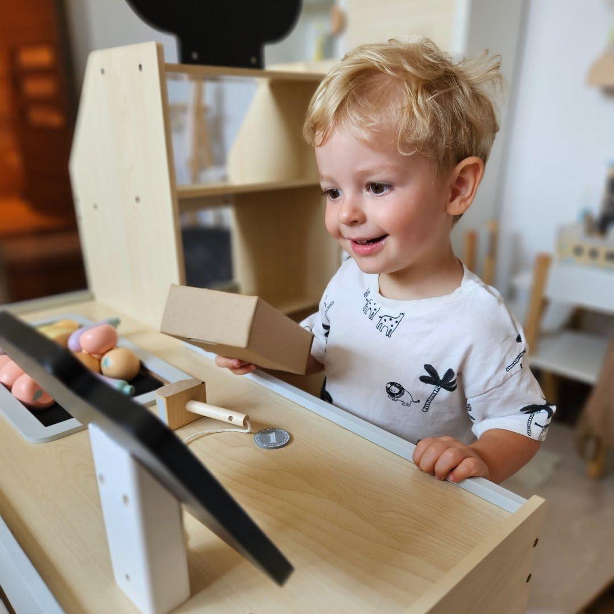 Voir la diapositive 4 : MAMABRUM Marchande en Bois Stand de Jeu Éducatif pour Enfants avec Accessoires, Fruits & Légumes