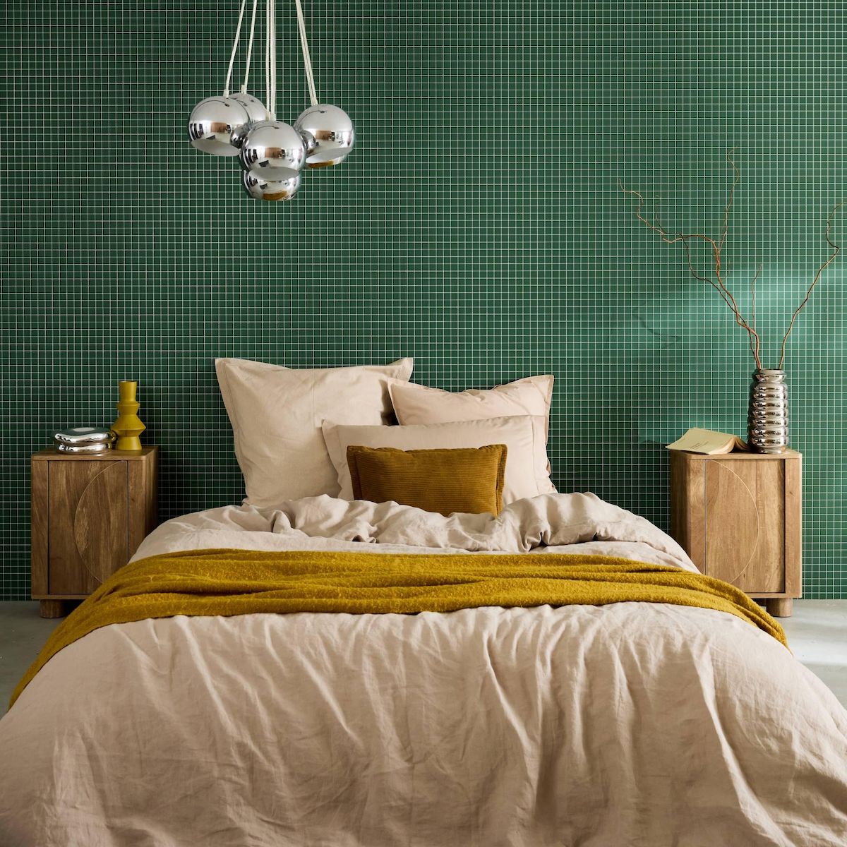 SWEEEK Lot de 2 tables de chevet décor bois de manguier 1 porte réversible Pondi