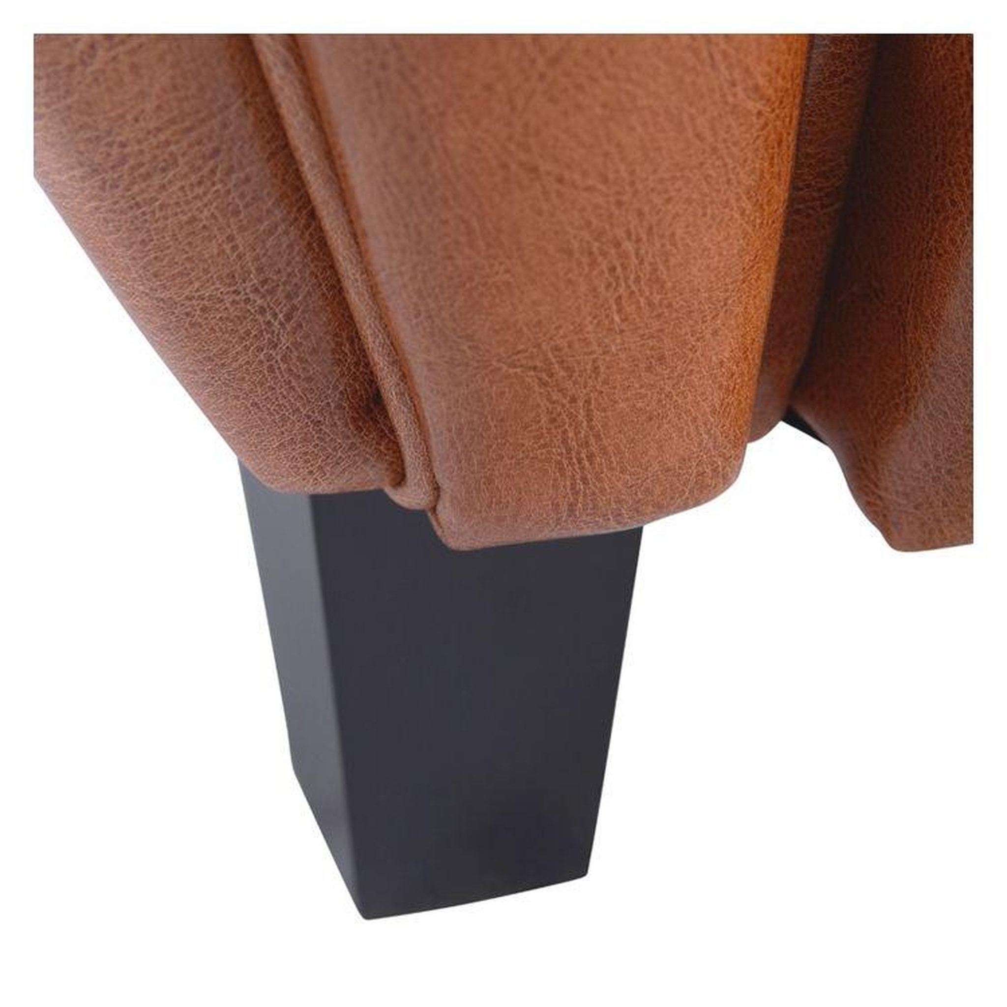 Voir la diapositive 6 : MAISON PAVANE Fauteuil camel en croûte de cuir enduite-Club
