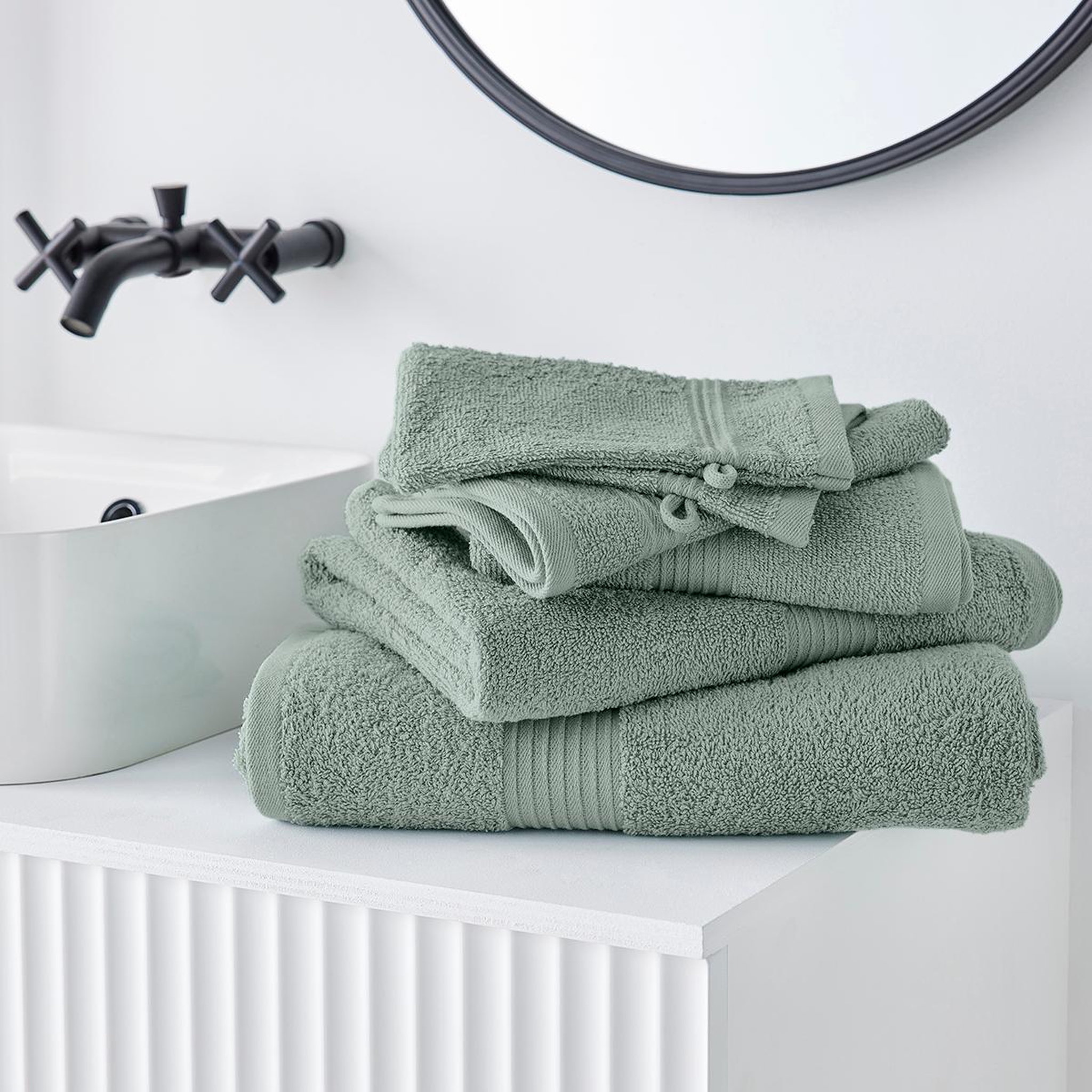 Voir la diapositive 3 : TODAY Drap de bain uni en coton 450 g/m²
