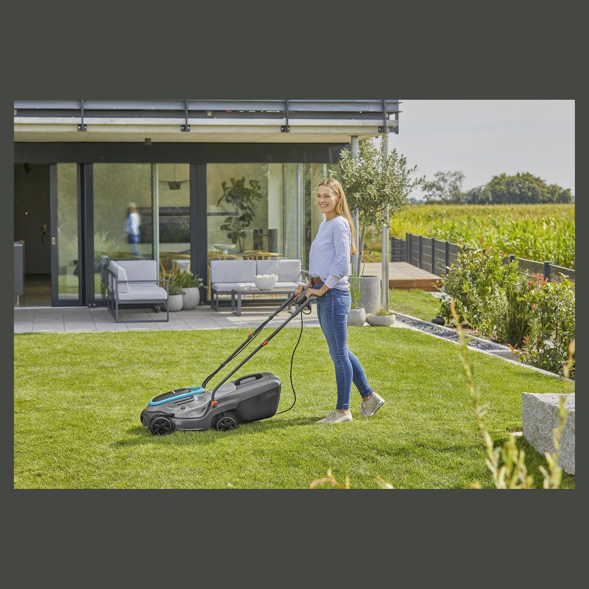 GARDENA Tondeuse électrique  - 1200W - Coupe 32cm - POWERMAX 