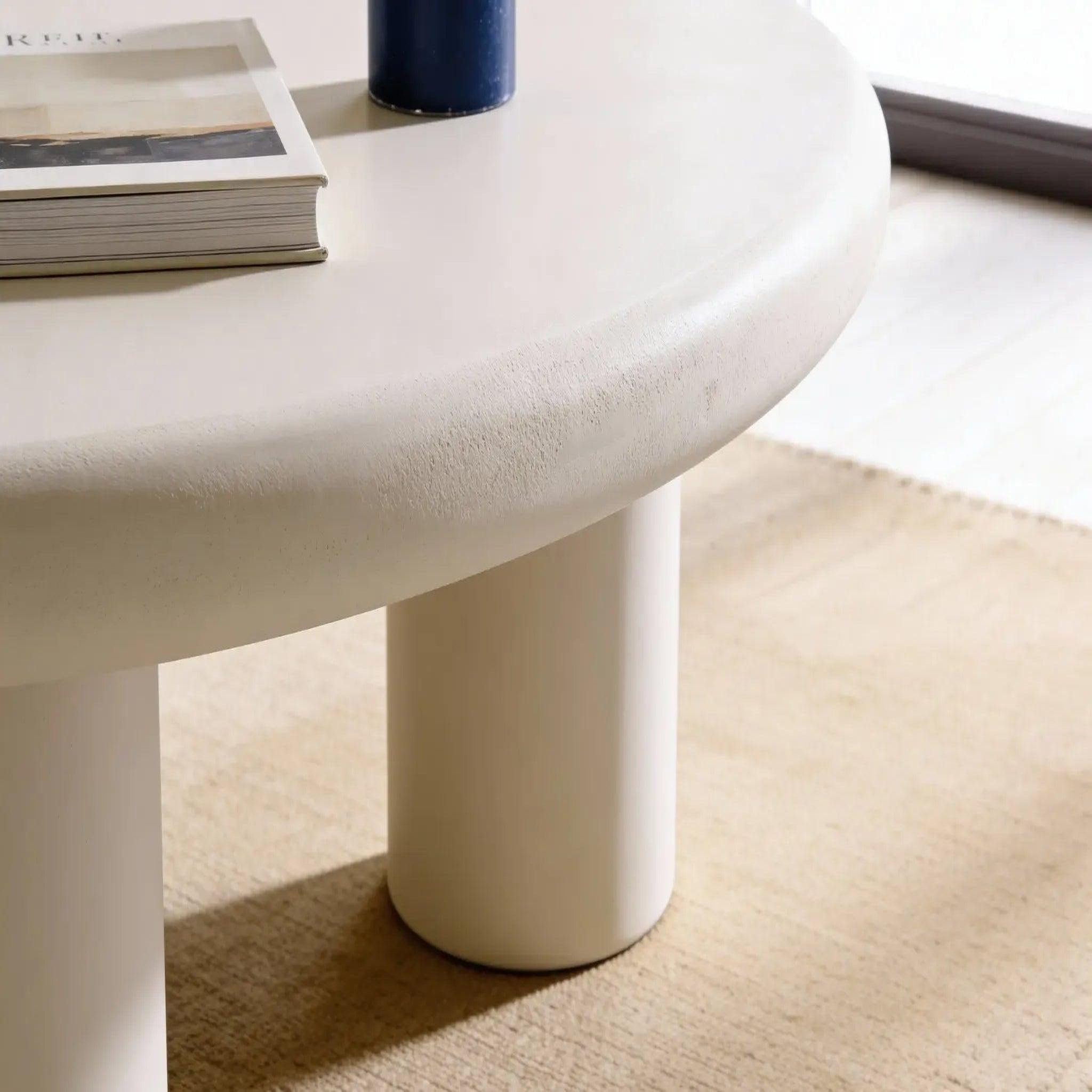 Voir la diapositive 4 : CASANOVA PARIS Noma - table basse 80cm3 pieds beige