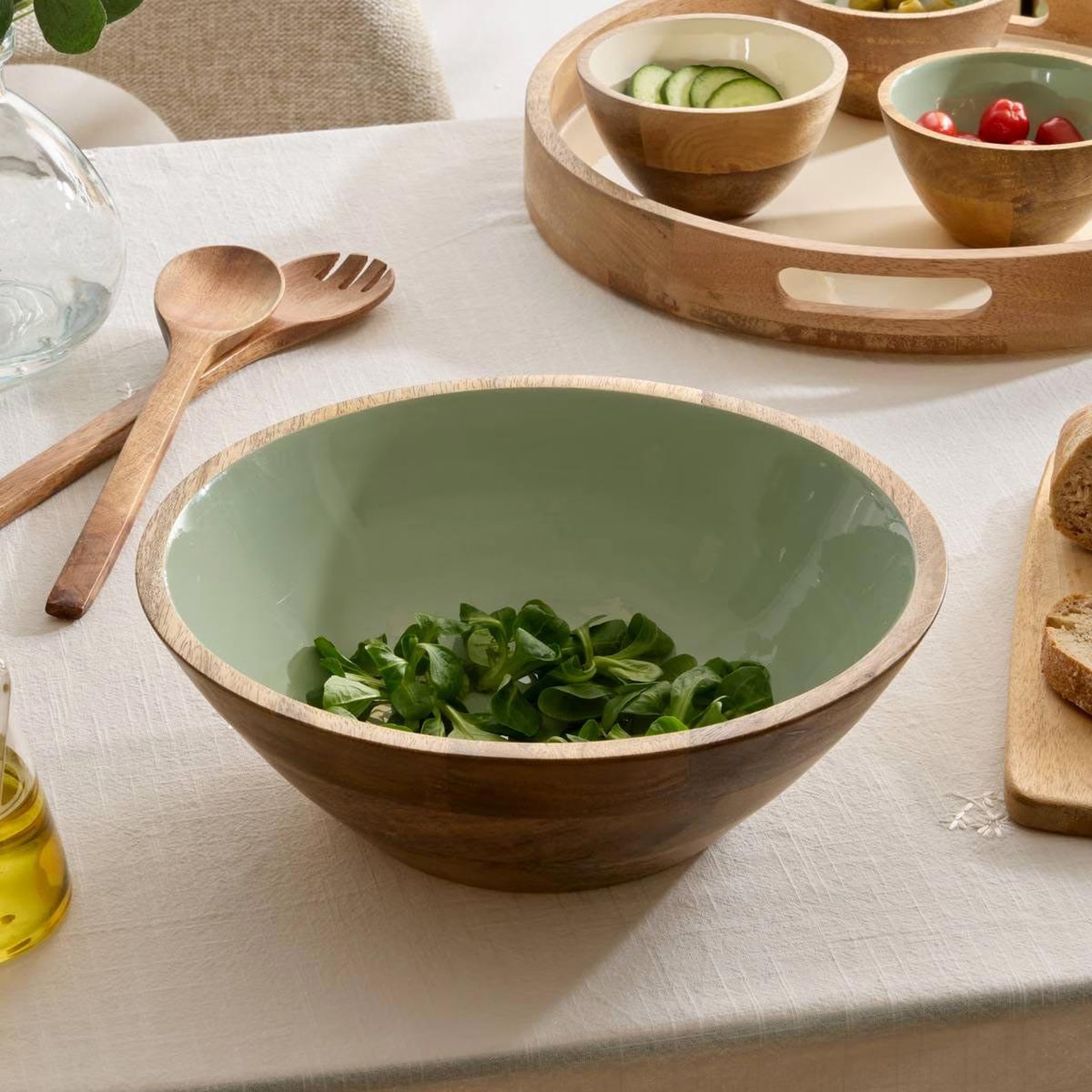 Voir la diapositive 2 : SECRET DE GOURMET Saladier en bois  inaya  30cm vert