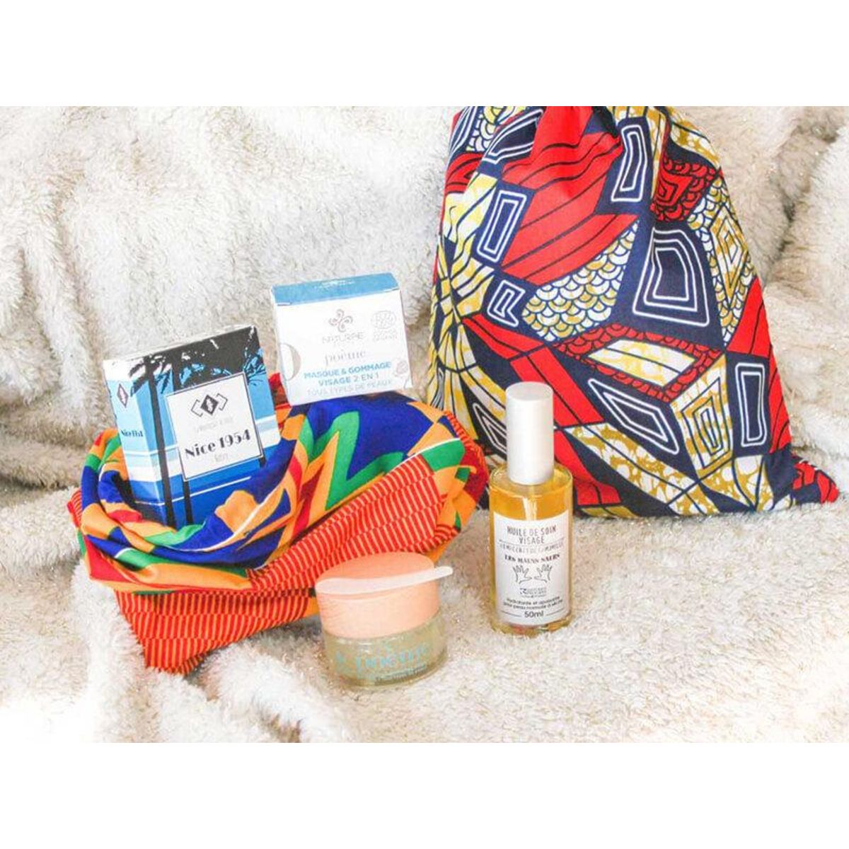 Smartbox Coffret cosmétique bio personnalisé livré chez vous - Coffret Cadeau Bien-être