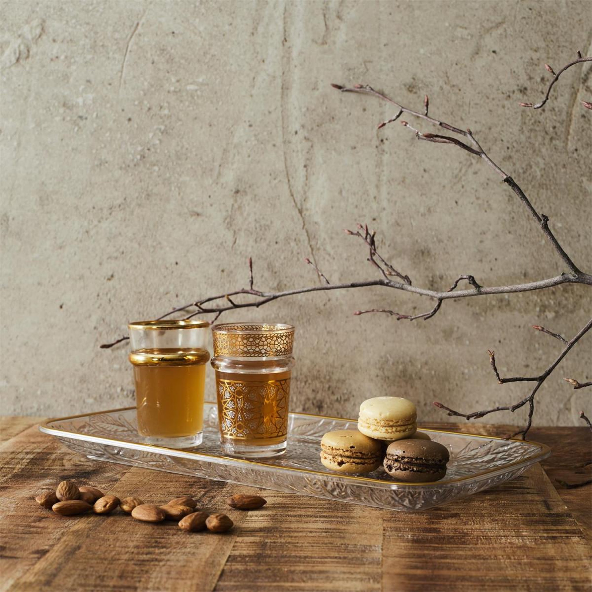 Voir la diapositive 4 : The Home Deco Factory Plateau de service design  sabah  34cm transparent