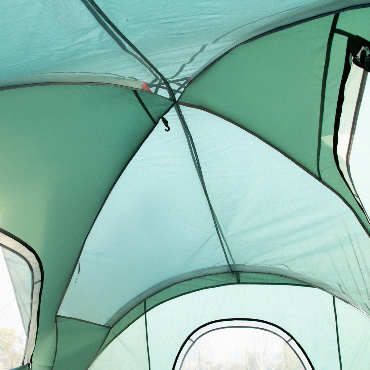 OUTSUNNY Tente de camping familiale 5-6 pers. - porte, 2 fenêtres - vert