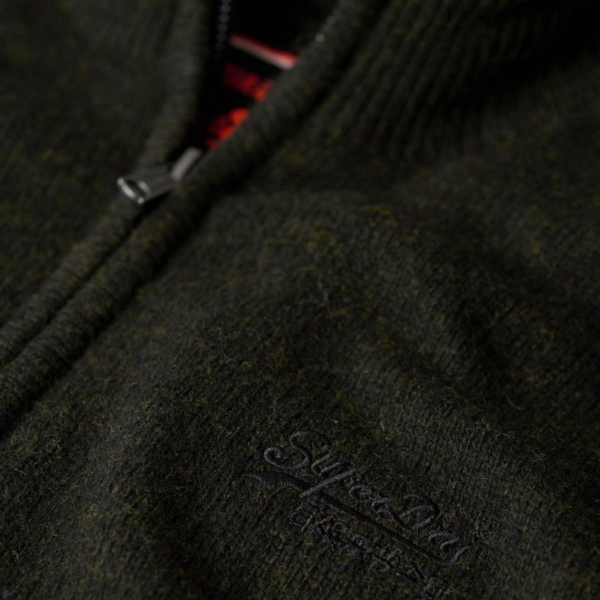 Voir la diapositive 5 : SUPERDRY Pull vert foncé superdry essential