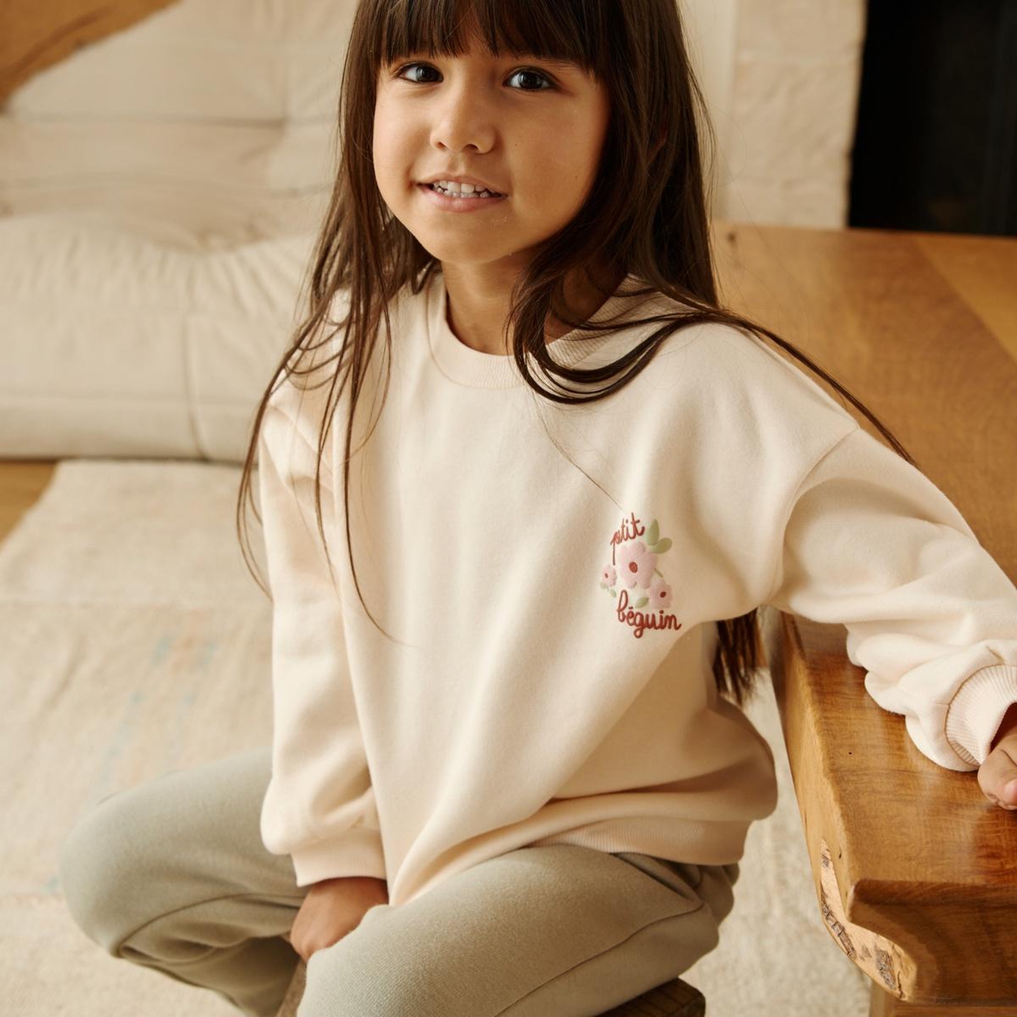 Voir la diapositive 4 : PETIT BEGUIN Sweat en molleton Marguerite
