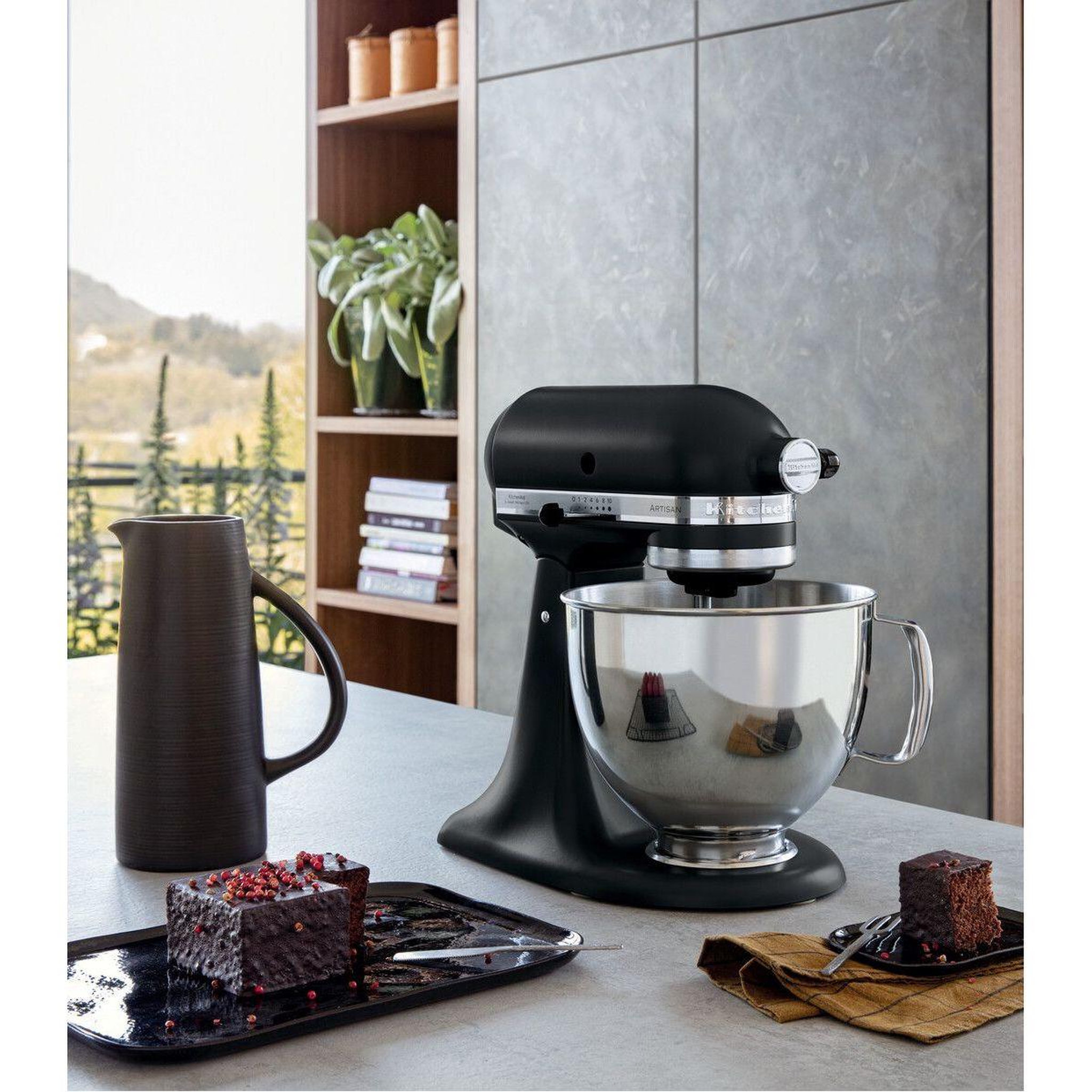 Voir la diapositive 3 : KitchenAid Robot pâtissier 5KSM125EBM Artisan, Noir, 4,8 L, bol avec poignée, 300 watts