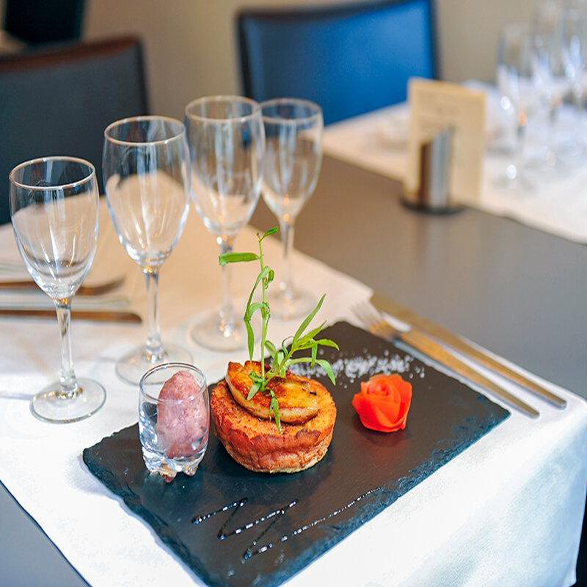 Voir la diapositive 6 : Smartbox Repas en duo à une table de chef à lyon - coffret cadeau gastronomie