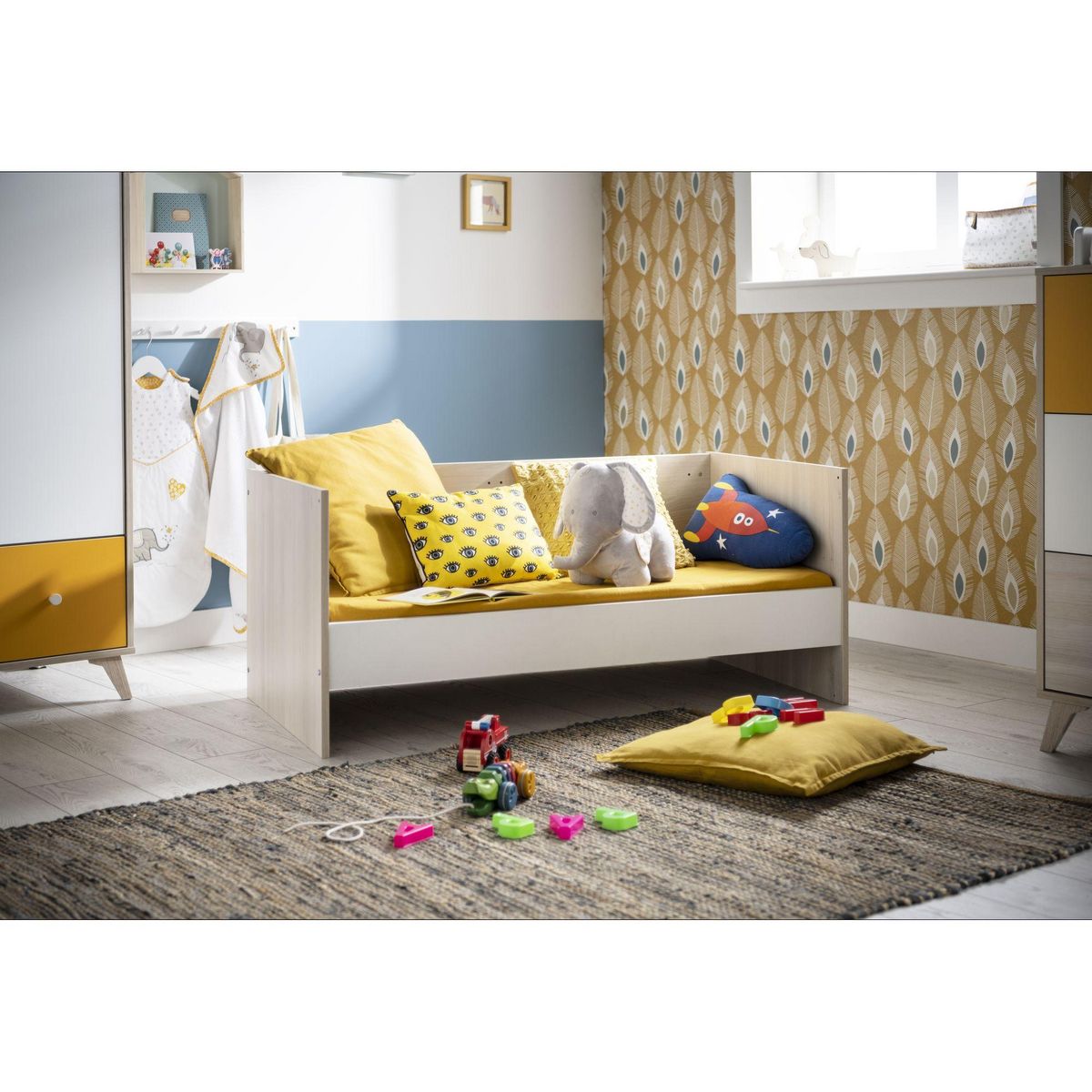 BABY PRICE Lit bébé transformable en banquette 120X60 cm YUZU 