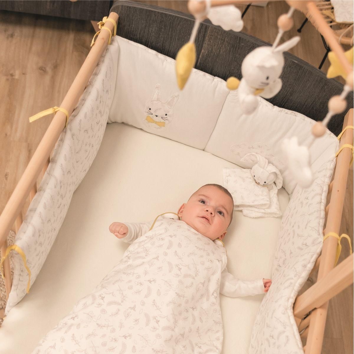 Domiva Tour de lit en coton bio 30x180 cm Leafy Bunny