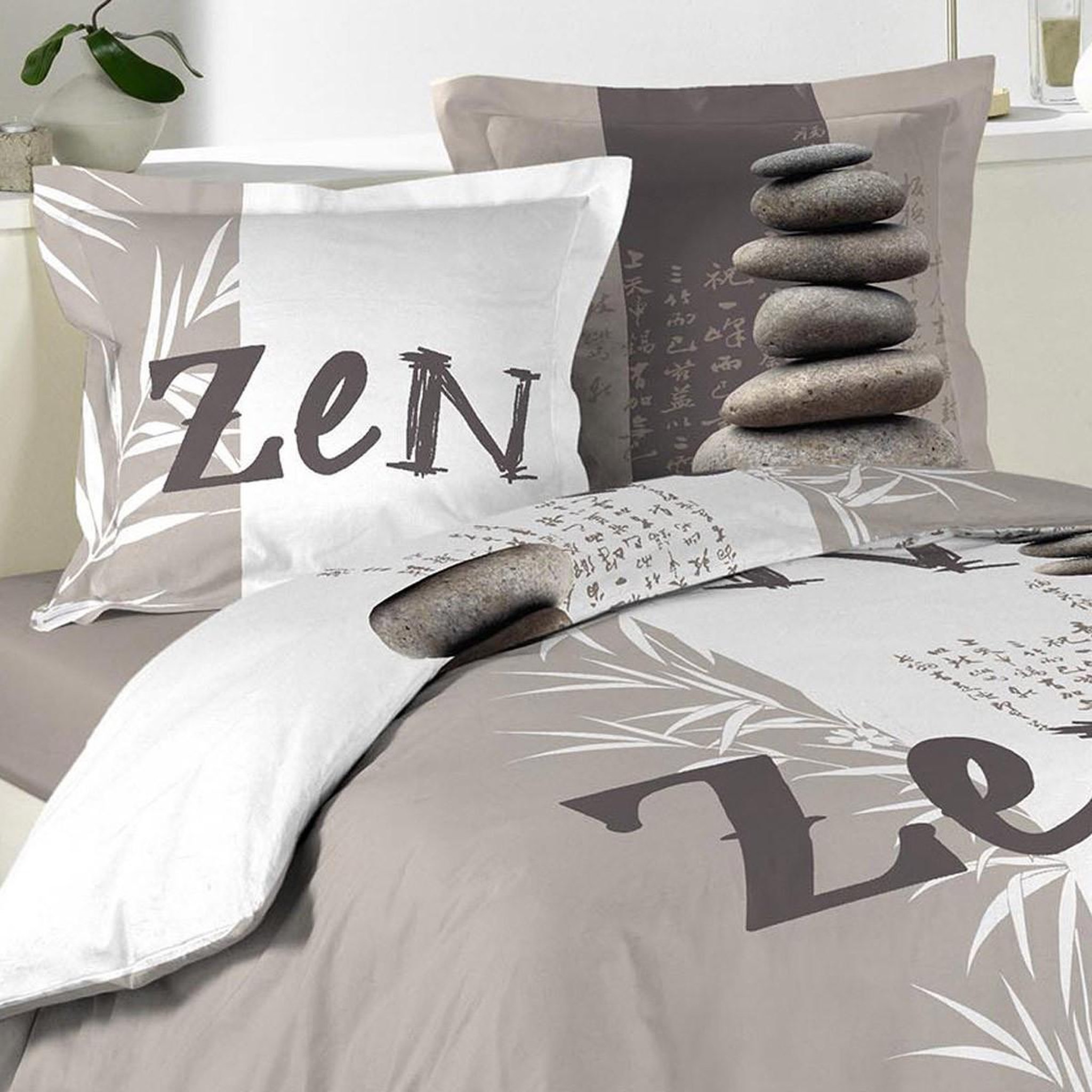 Voir la diapositive 2 : Douceur d'Intérieur Parure de lit 3 pièces  galets zen  240x220cm taupe