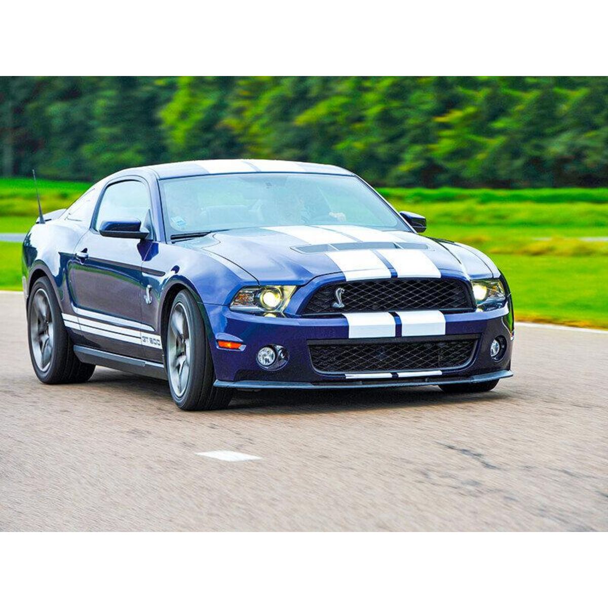 Smartbox Pilotage de voitures mythiques en solo ou en duo - Coffret Cadeau Sport & Aventure