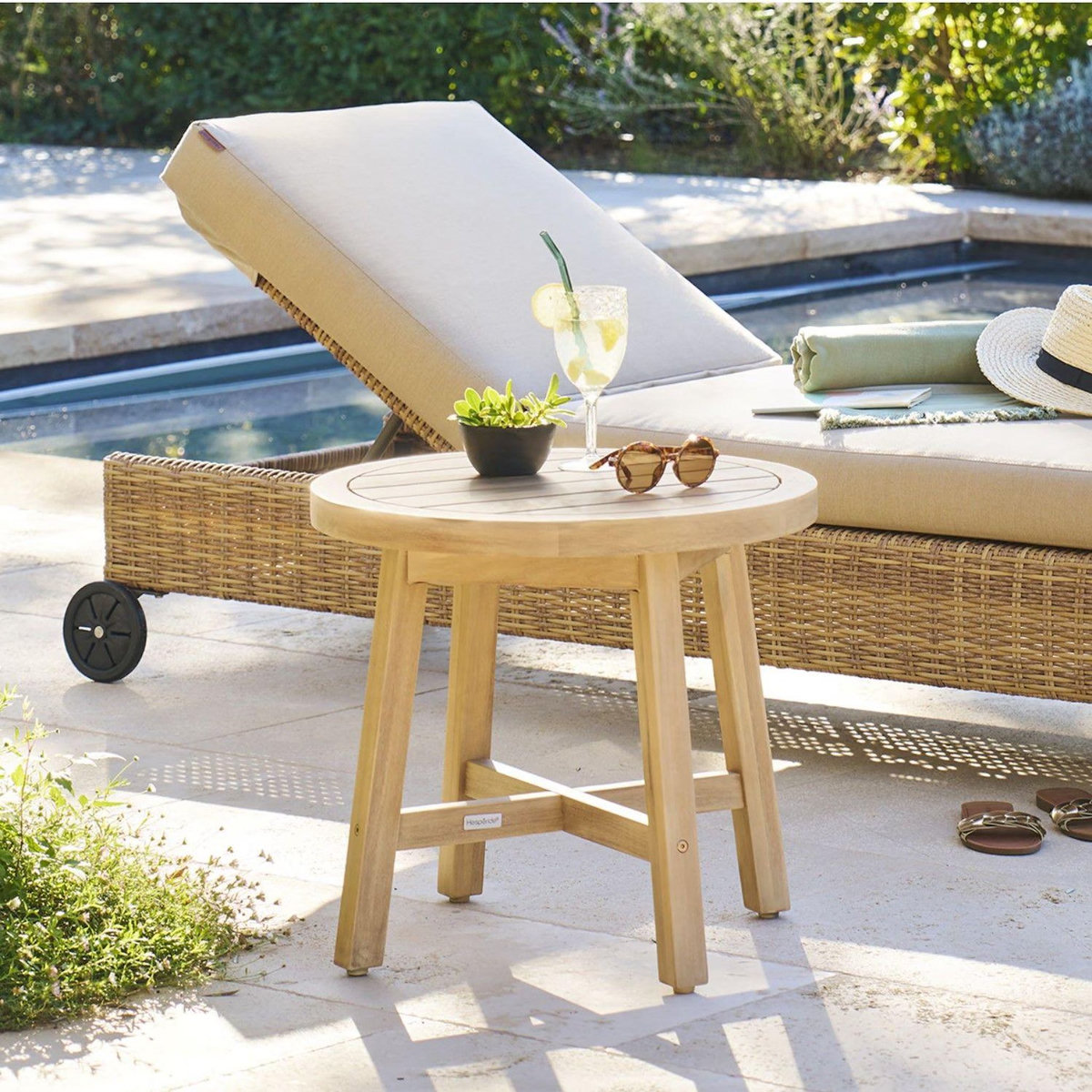 HESPERIDE Table de jardin d'appoint ronde en bois PAPOUASIE - Marron