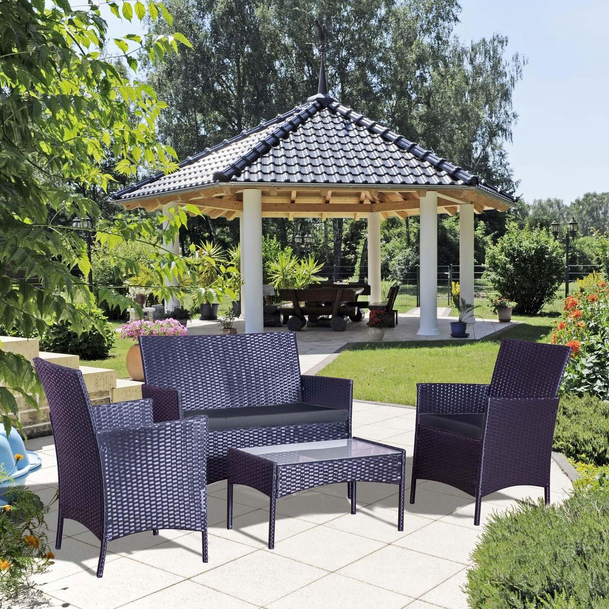 CONCEPT USINE Salon de jardin 4 places en résine tressée Noir et coussins noirs MYKONOS