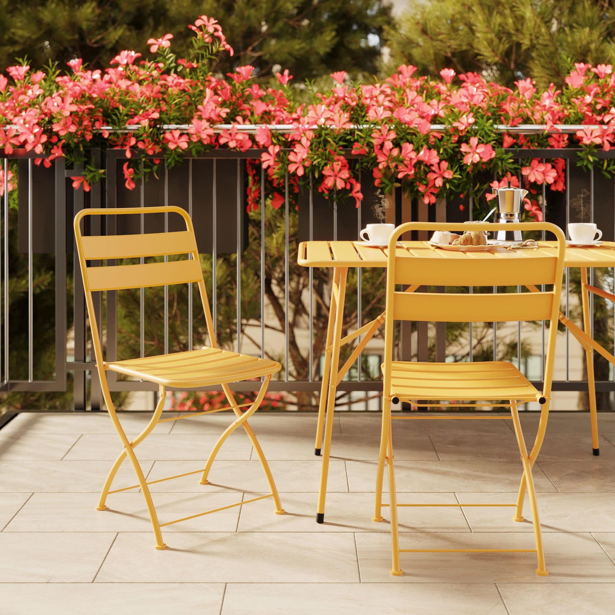 Rendez vous déco Lot de 2 chaises de jardin en métal jaune beurre, pliantes-Yumi