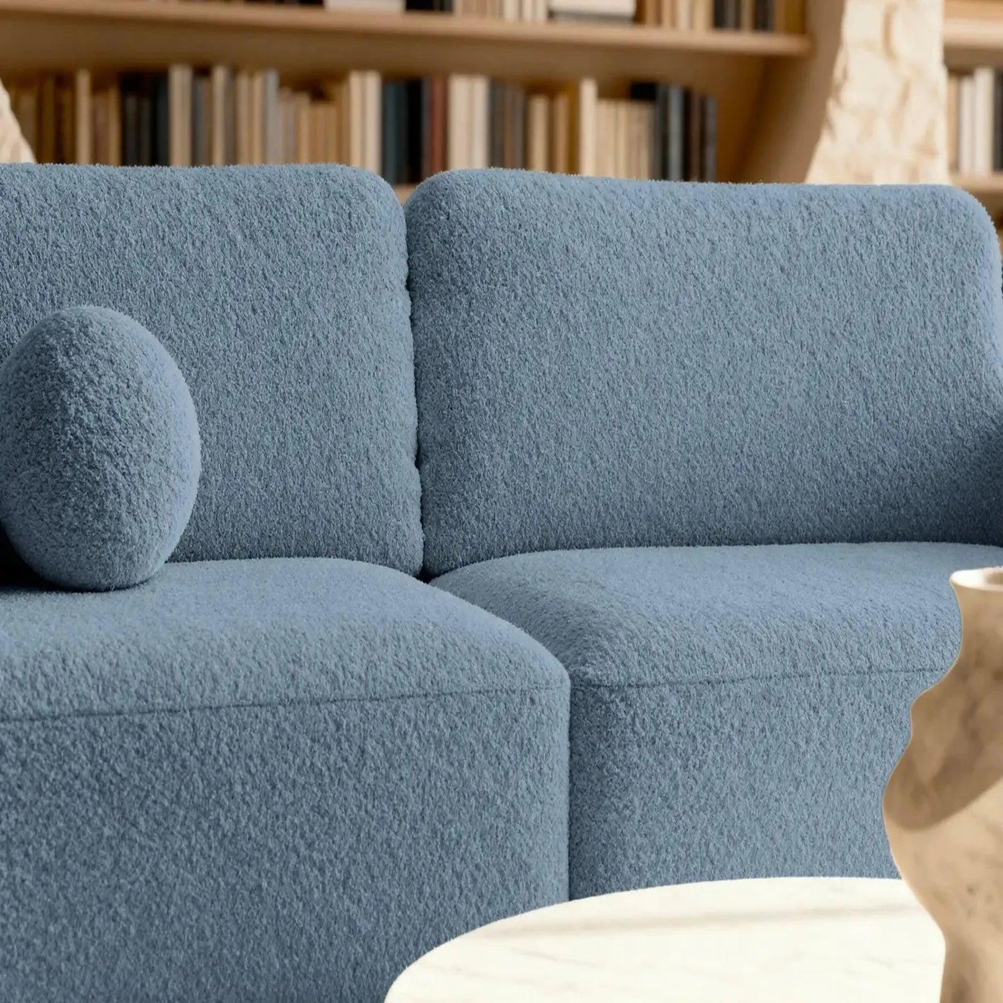 Voir la diapositive 4 : CASANOVA PARIS Gigi - canapé droit convertible tissu bouclette