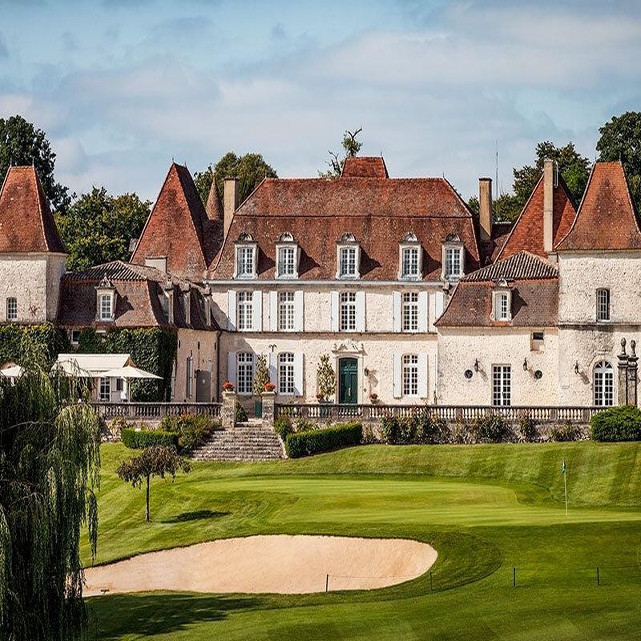 Voir la diapositive 2 : Smartbox Adresses primées : menu 5 plats au restaurant du château et relais des vigiers près de bergerac - coffret cadeau gastronomie