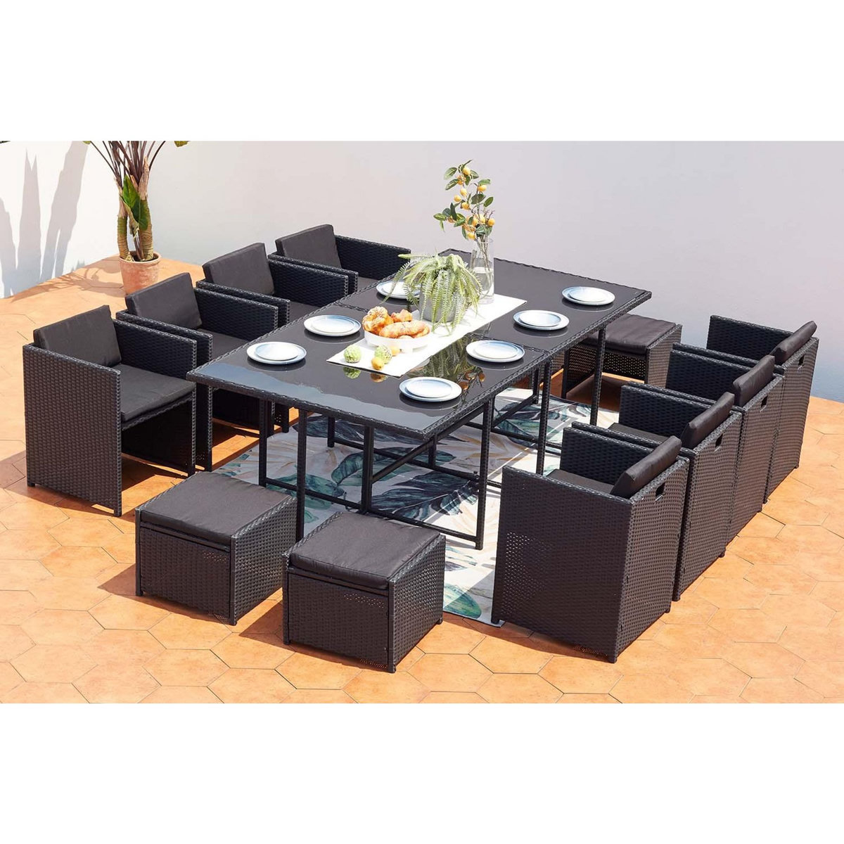 CONCEPT USINE Table et chaises 12 places encastrables en résine noir-noir MIAMI