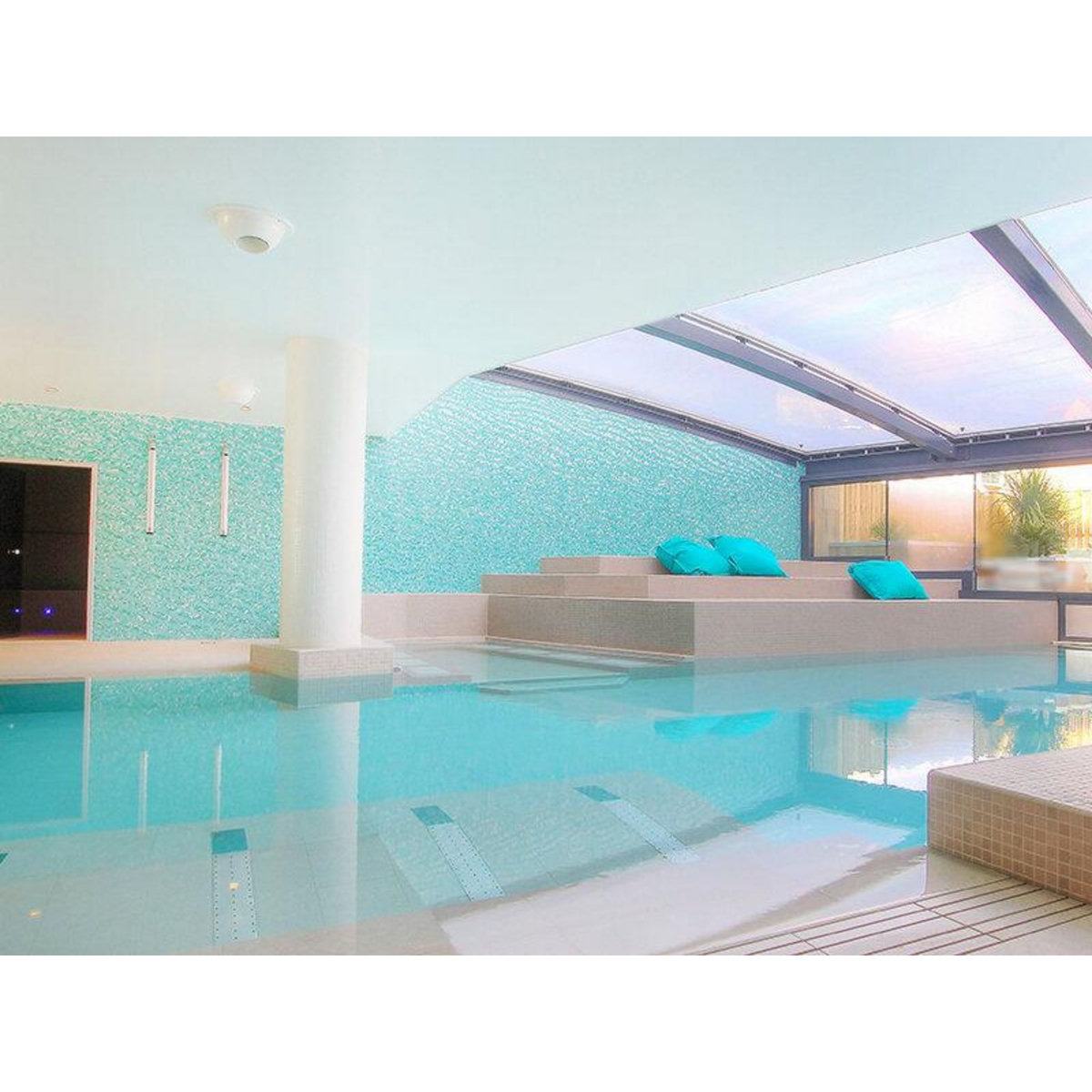 Smartbox Parenthèse bien-être : enveloppement et bain hydromassant avec accès au bassin à La Baule - Coffret Cadeau Bien-être