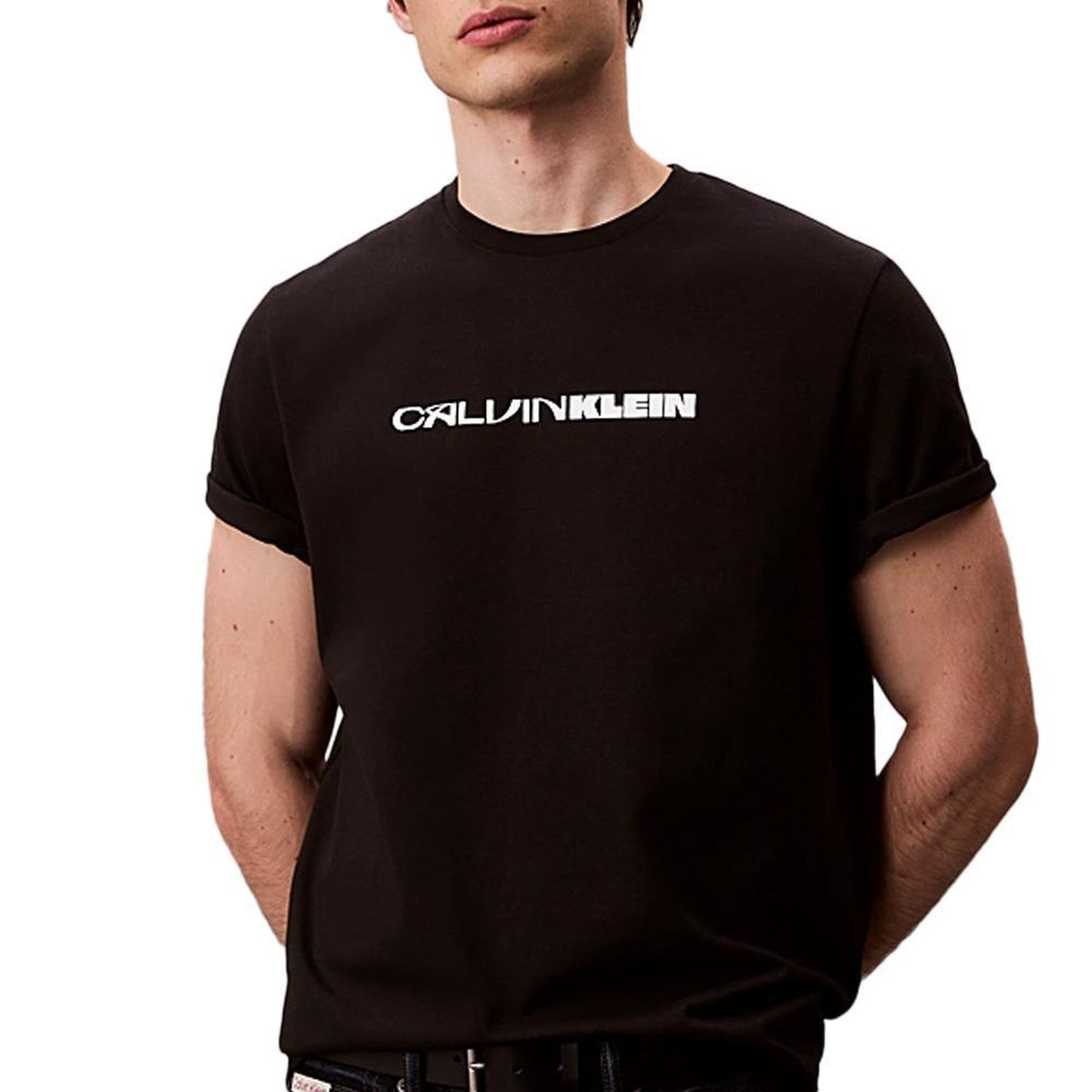 CALVIN KLEIN JEANS T-Shirt Noir Homme Calvin Klein Jeans 20s  Stack. Coloris disponibles : Noir