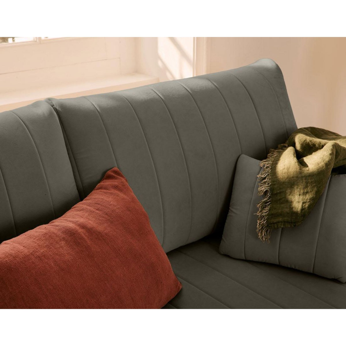 LISA DESIGN Ercolano - canapé 3 places convertible - couchage quotidien - matelas 11 cm - en velours