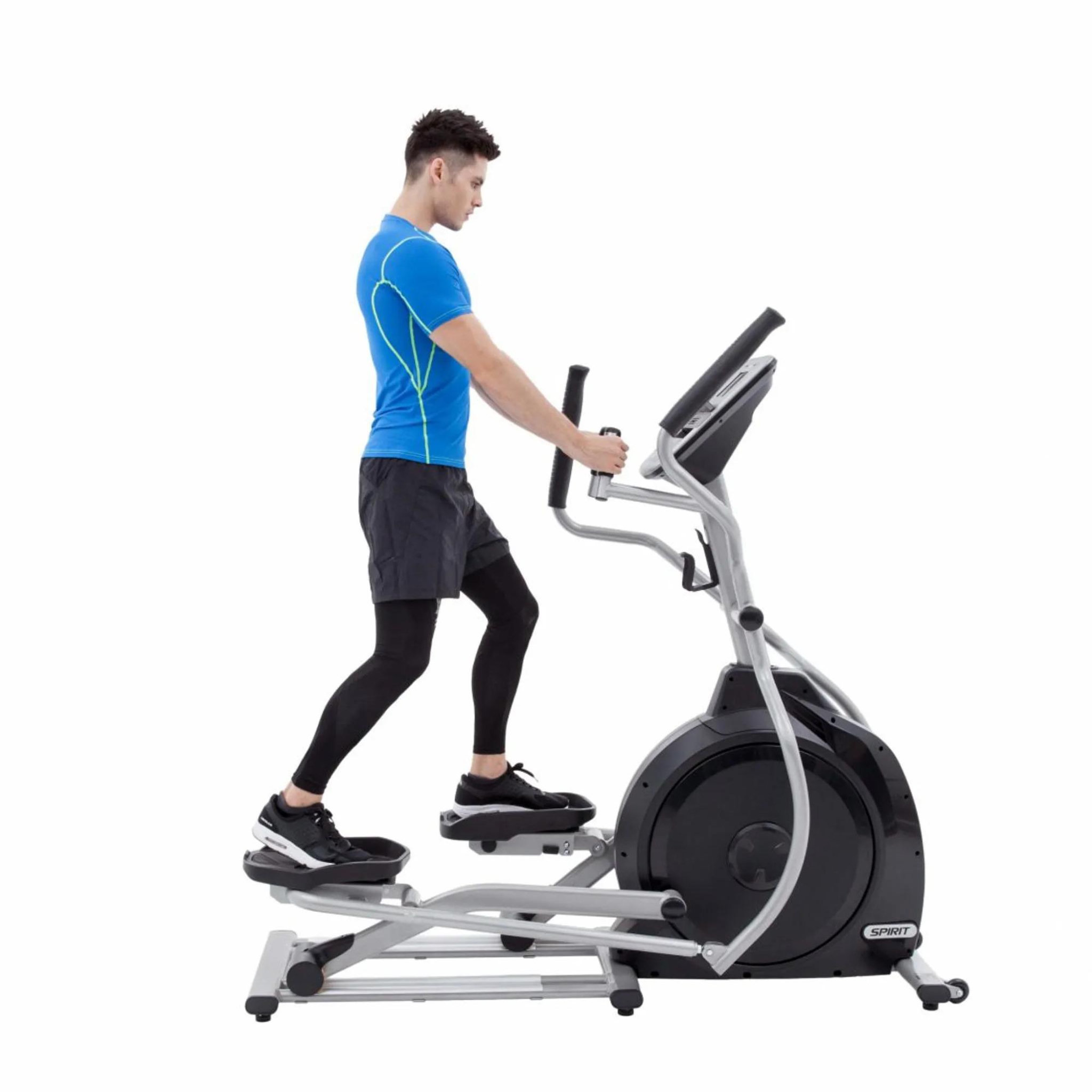 Voir la diapositive 2 : Spirit Vélo elliptique de fitness - spirit - modéle xe795 - auto-alimenté - maison/appartement