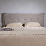 Voir la diapositive 3 : IDIMEX Tête de lit EBEYA 120 capitonnée sur pieds, en tissu