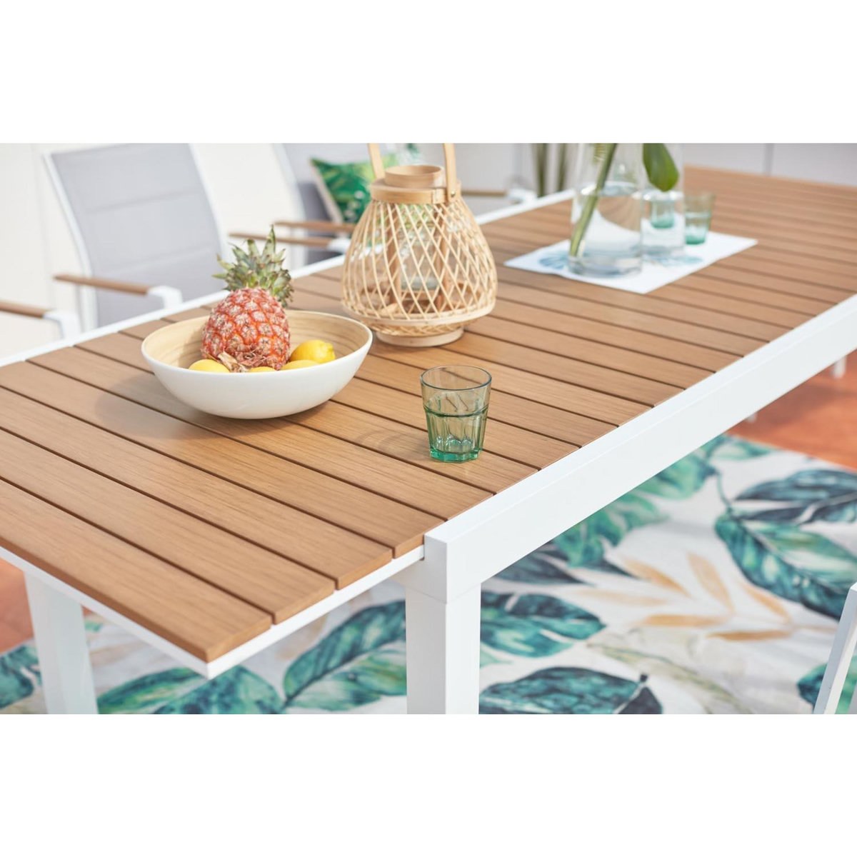 CONCEPT USINE Salon de jardin 8 places aluminium blanc et bois TIJUANA