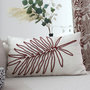 Voir la diapositive 2 : Paris Prix Coussin Déco Brodé  Kasane  30x50cm Écru