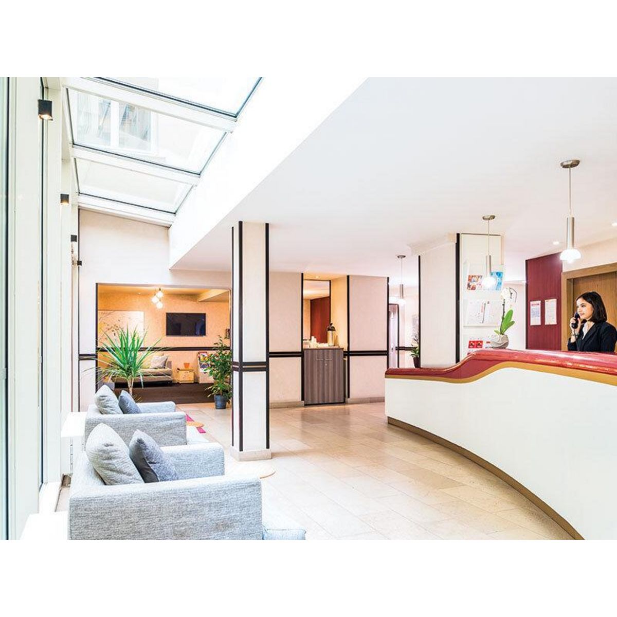 Smartbox Séjour de 2 jours en hôtel avec accès aux personnes à mobilité réduite - Coffret Cadeau Séjour