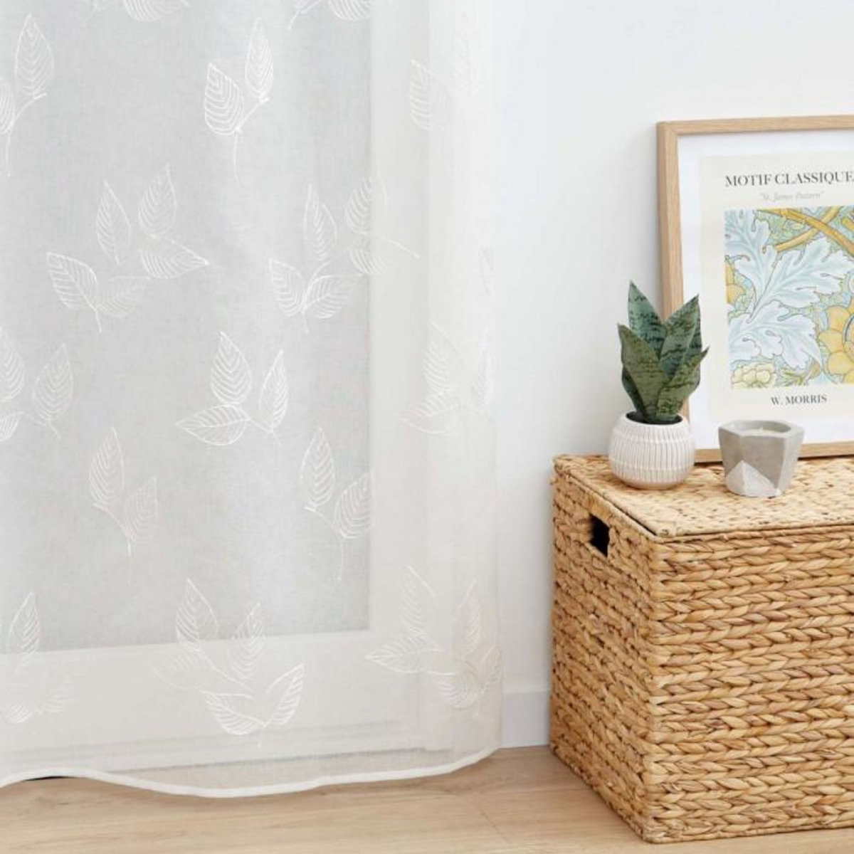 Paris Prix Rideau Voilage à Œillets Brodés  Berry  140x280cm Blanc