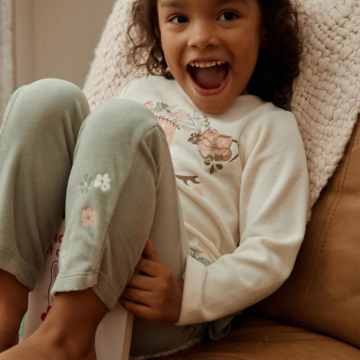 Petit Béguin Pyjama enfant 2 pièces en velours Lison