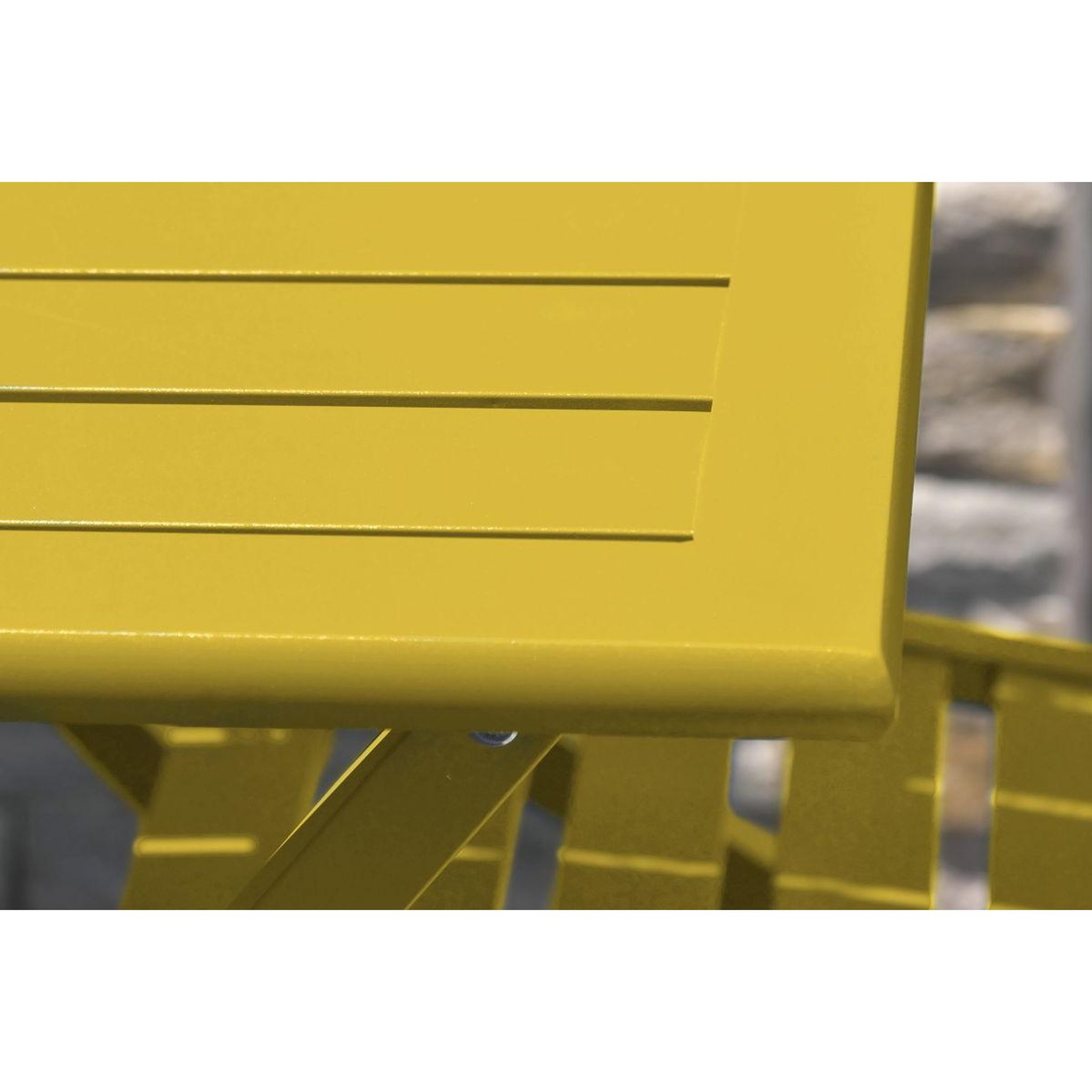 Voir la diapositive 3 : Paris Prix Table de jardin pliante  marius  140cm moutarde