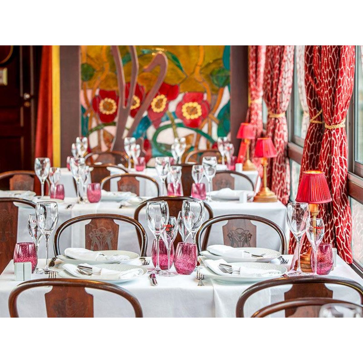 Smartbox Croisière sur la Seine à Paris avec déjeuner pour 2 - Coffret Cadeau Gastronomie