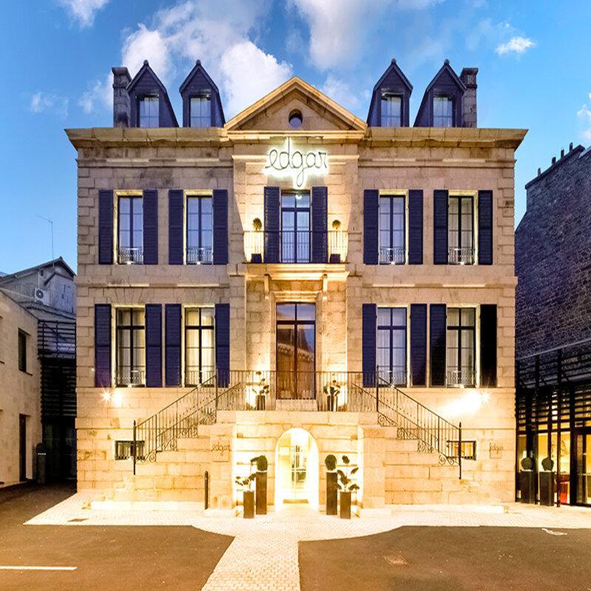 Voir la diapositive 2 : Smartbox Escapade détente à saint-brieuc avec accès à l'espace bien-être et modelage dans un hôtel 4* - coffret cadeau séjour