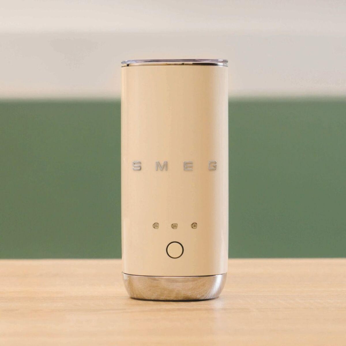 SMEG Mousseur à lait crème années 50 MFF02CREU