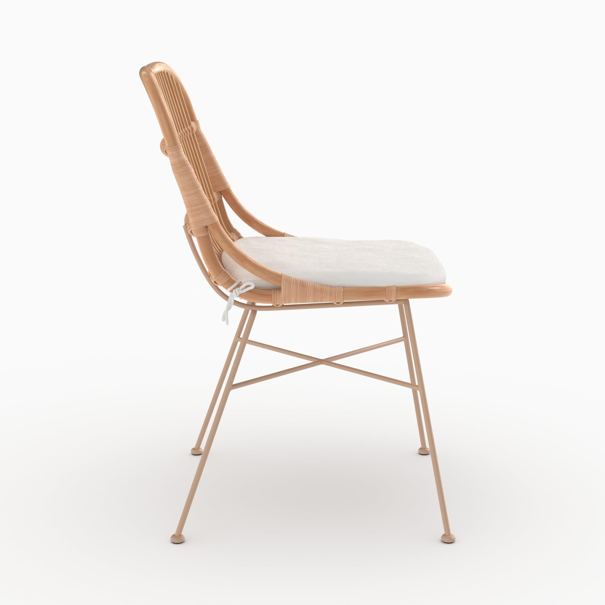 Voir la diapositive 6 : MAISON PAVANE Lot de 2 chaises en rotin beige et pieds en métal beige-moon