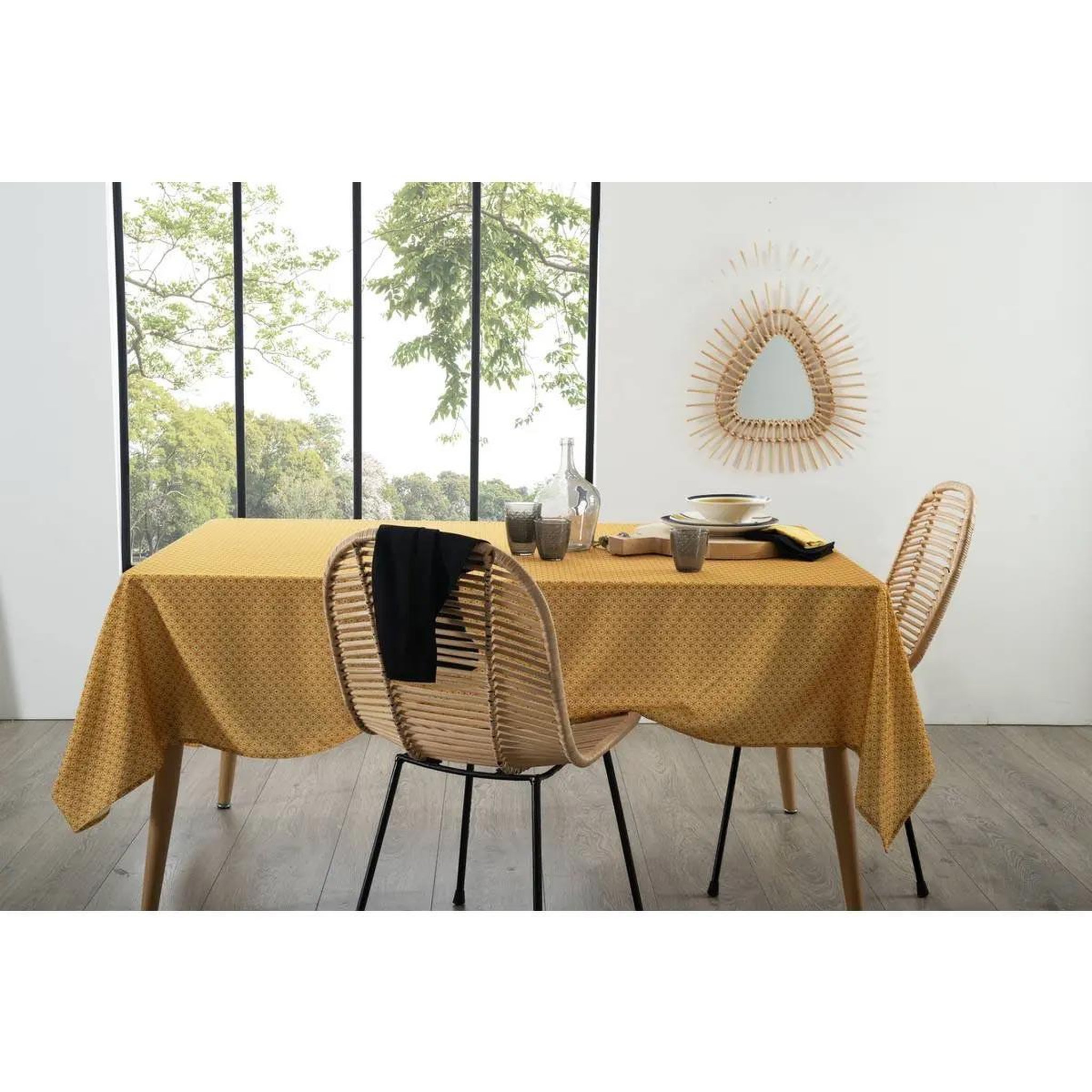 Voir la diapositive 4 : ATMOSPHERA Nappe antitache à motifs  paty  140x240cm jaune