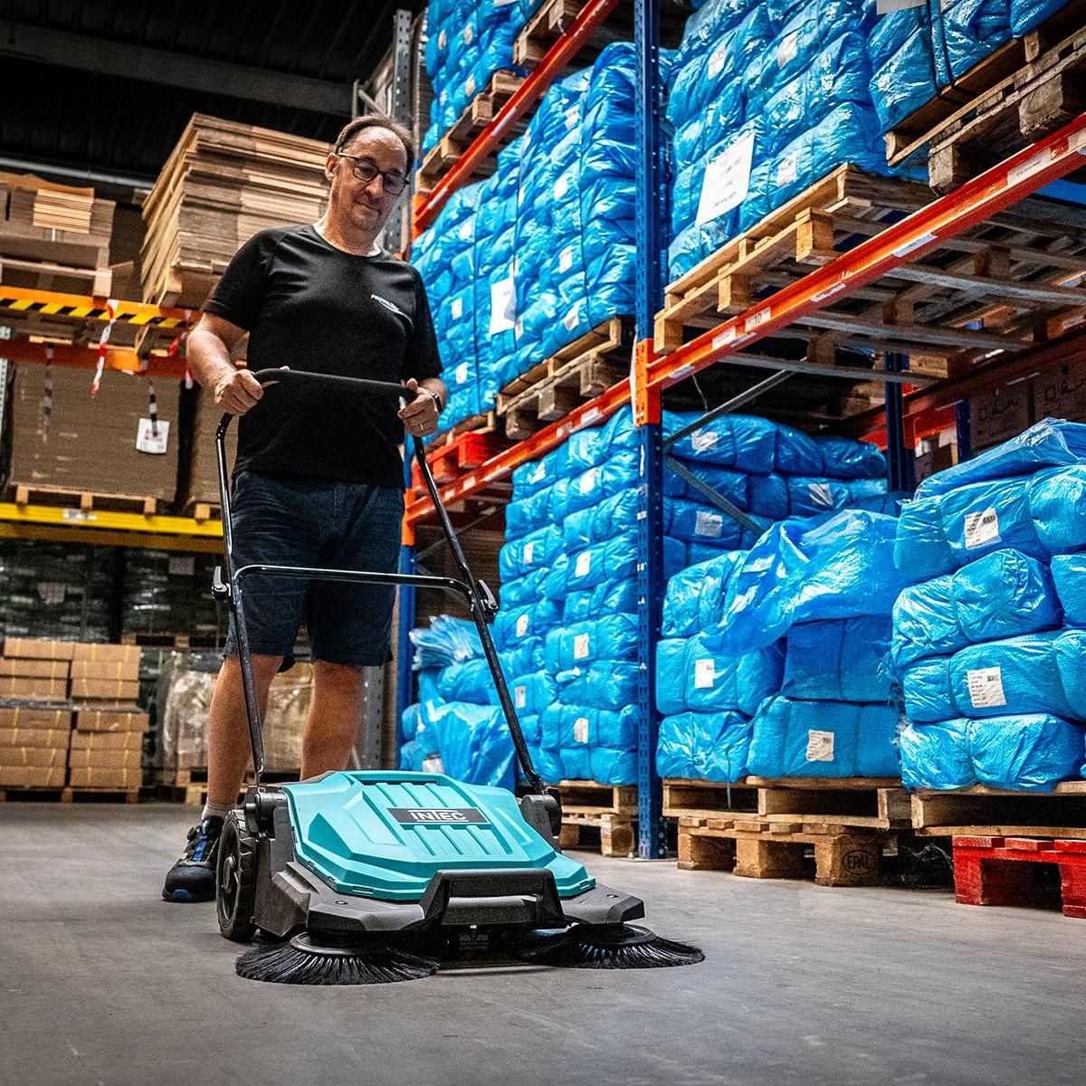 INTEC Balayeuse manuelle 2 brosses Ø27cm Balayeuse mécanique Feuilles Poussières Largeur de travail 63 cm Bac 20L INTEC