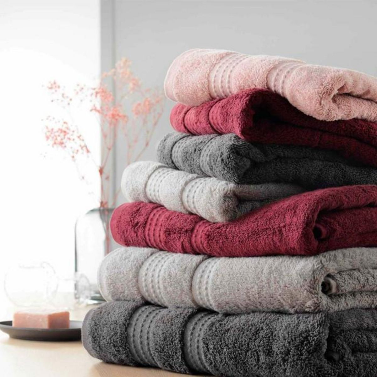 Paris Prix Serviette de Toilette  Excellence  50x90cm Bordeaux