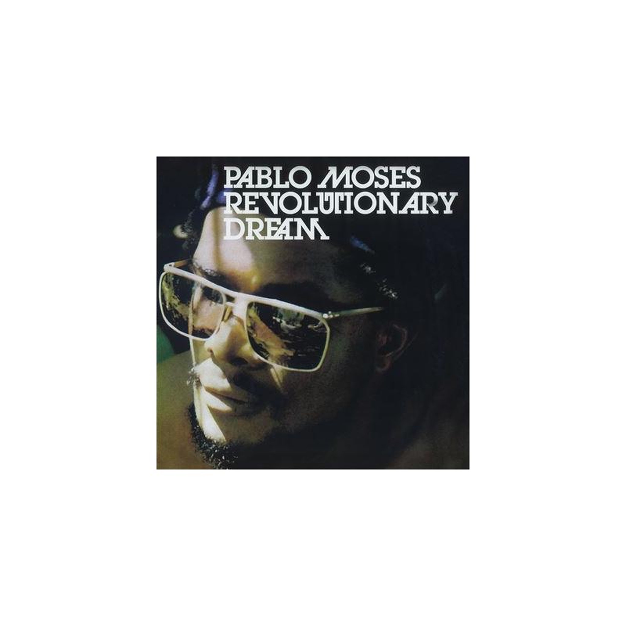 Cd revolutionary dream de pablo moses, pochette portrait en gros plan à l'éclairage contrasté