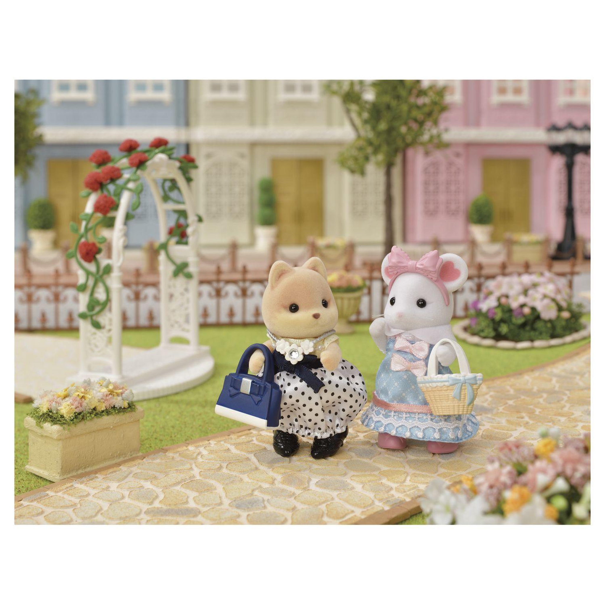 Voir la diapositive 5 : Sylvanian families 5541 - Sylvanian Families - Valisette de mode et grande soeur chien caramel